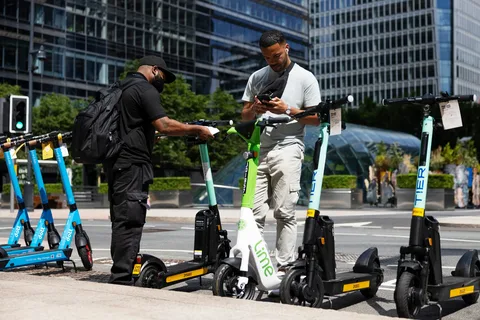 How Scooter Rental Software Is Powering Urban Mobility Startups
