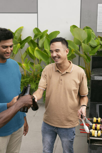 Hosting a Stress-Free Summer Cookout: Food, Friends, and Logistics That Actually Work