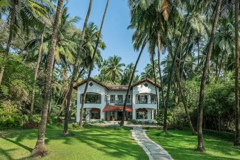 Top Villas Near Beaches in Alibaug for Vacations